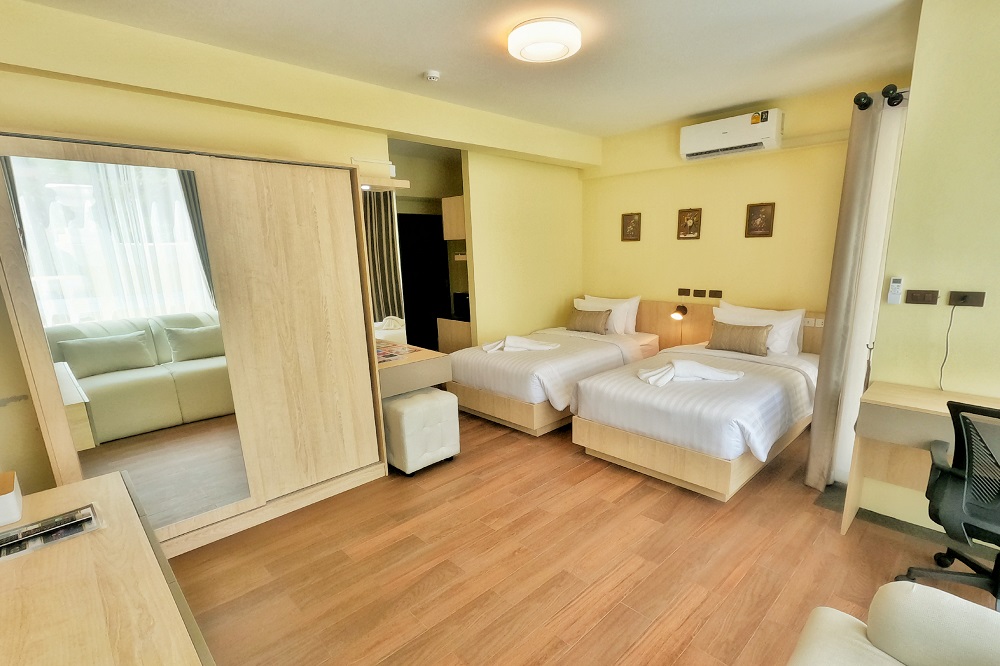 The Chiva khao yai